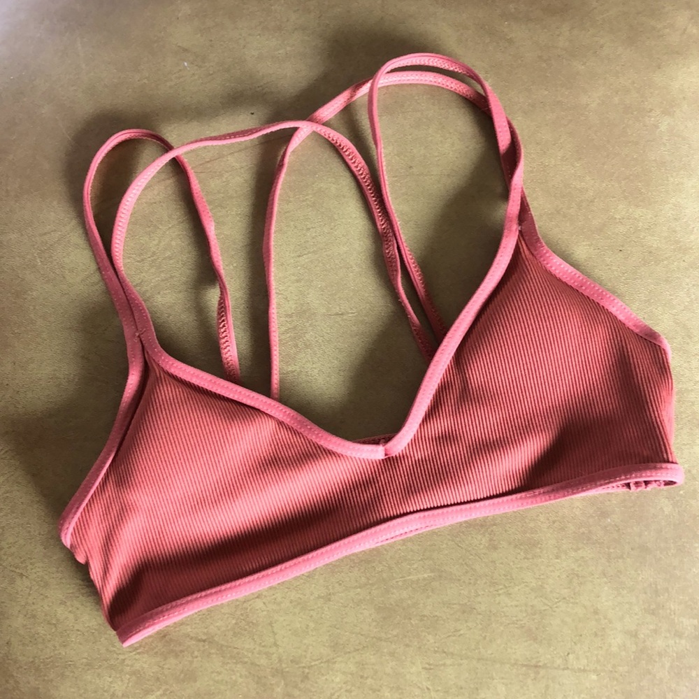 ⭐️ L* Space ribbed swim top